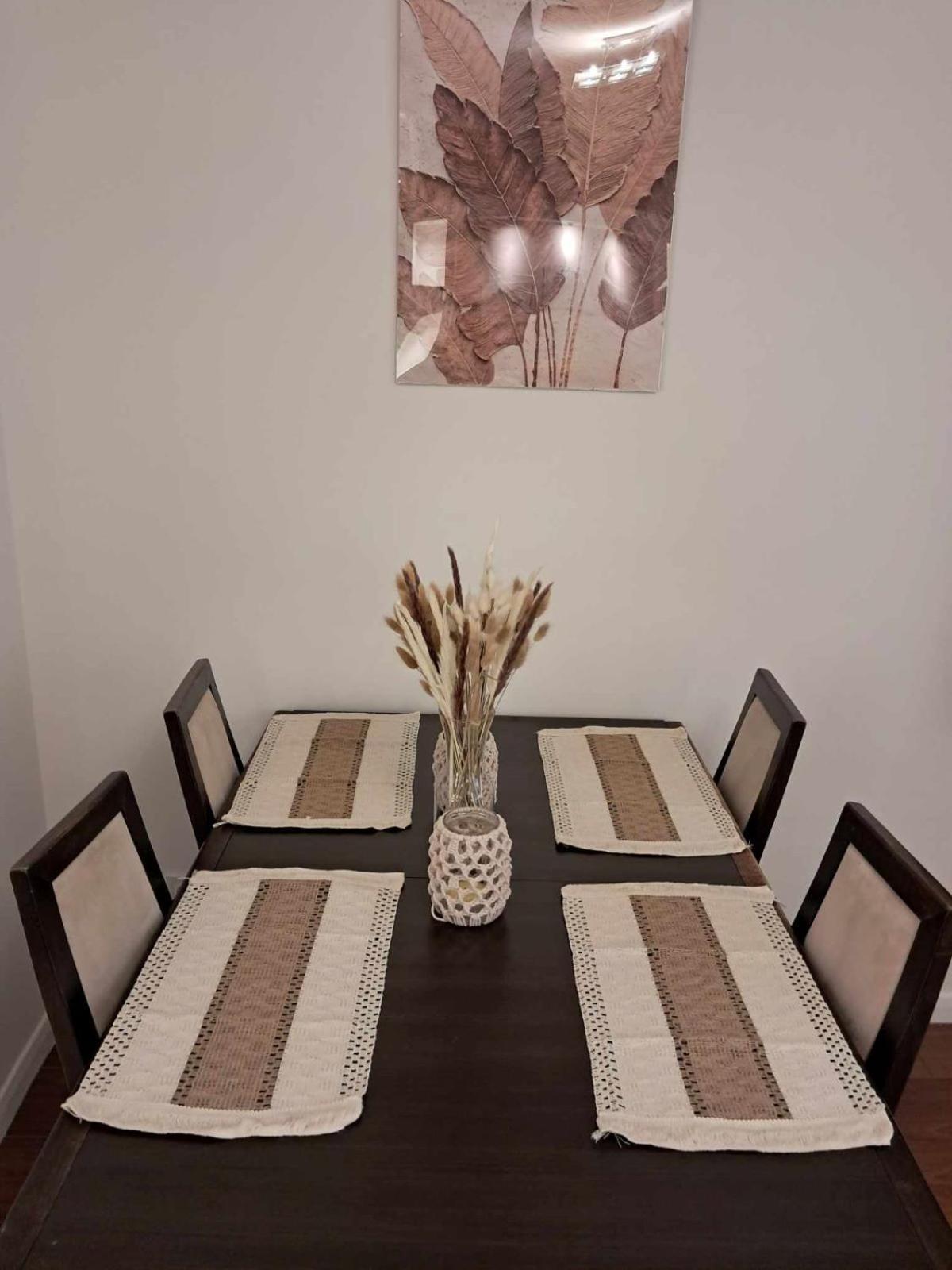 Apartament Julia 1-4 Os Parter Balkon Garaz Westerplatte 凯尔采 外观 照片